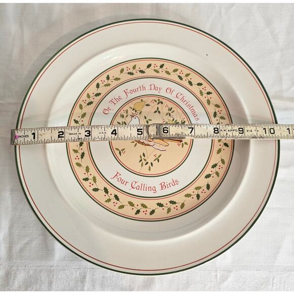 Vintage Anchor Hocking Stoneware Collector Plate 4th Day of Christmas 10 1/2" - Picture 3 of 3
